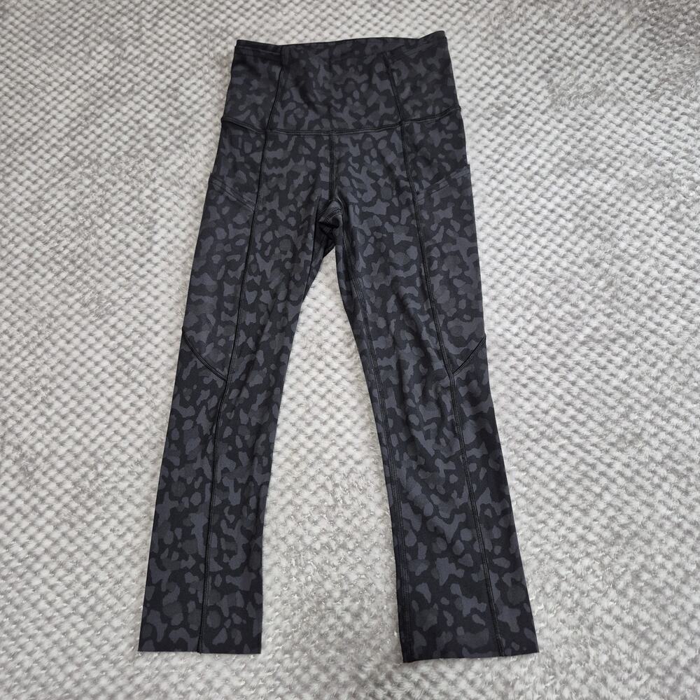 Lululemon Fast Free Legging Crop Nulux Black Camo Athletic Gym Sport Wick Sz 0